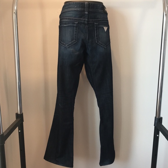 Guess premium daredevil bootcut. Deep indigo wash. Very dressy. - Picture 4 of 16